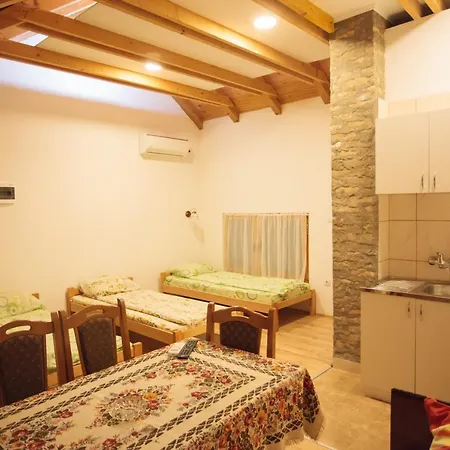 Jazacka Bajka Дом отдыха Врдник